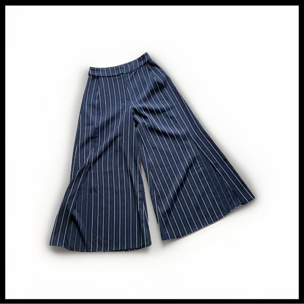 Gianni Bini Size XS Navy Striped Wide Leg Slit Side Pants